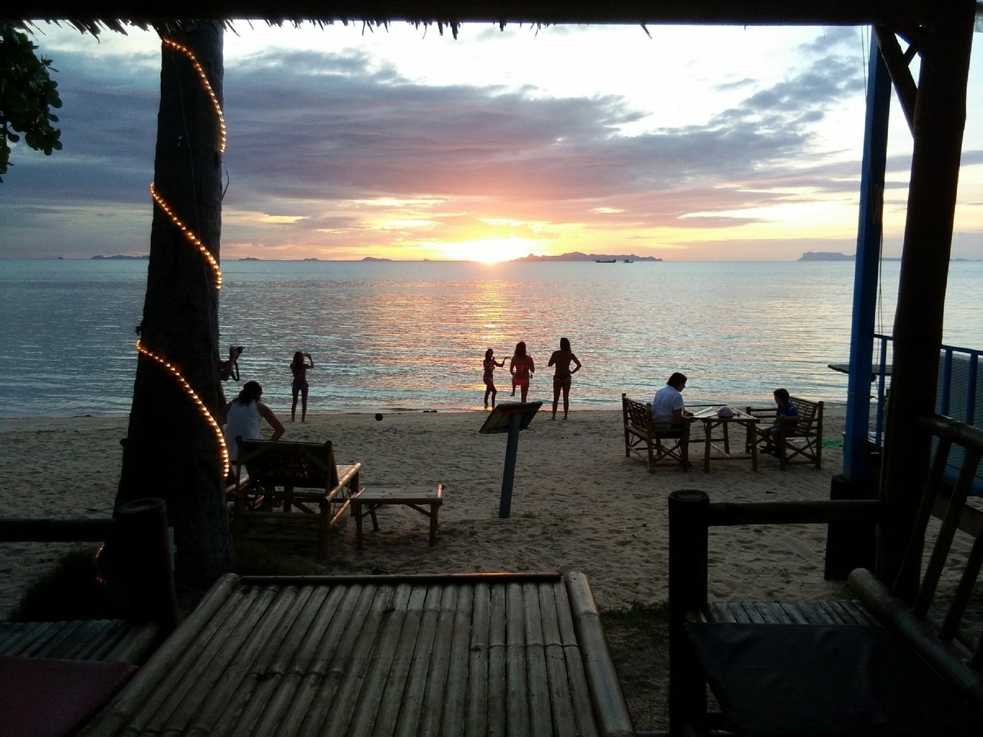 I Talay Beach Bar & Cottage Taling Ngam Kültér fotó